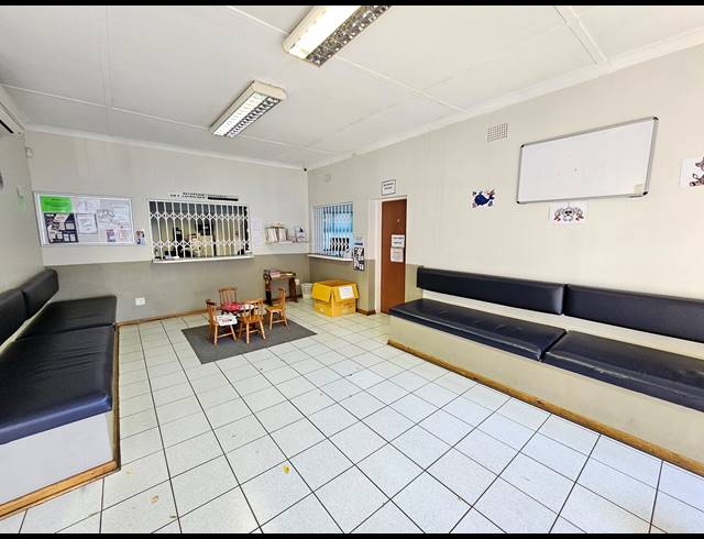 1,983M² BUSINESS FOR SALE IN NEW REDRUTH